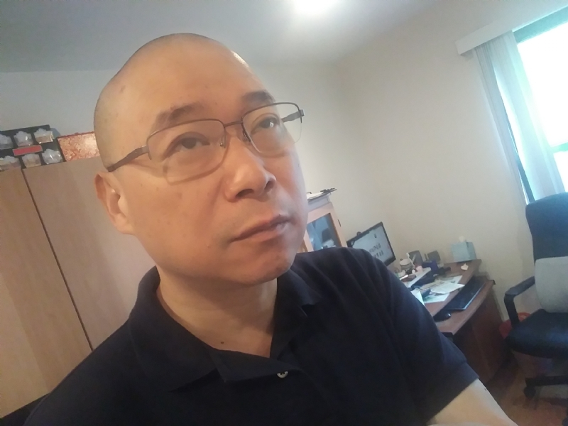 高山的第一张照片--华安相亲网