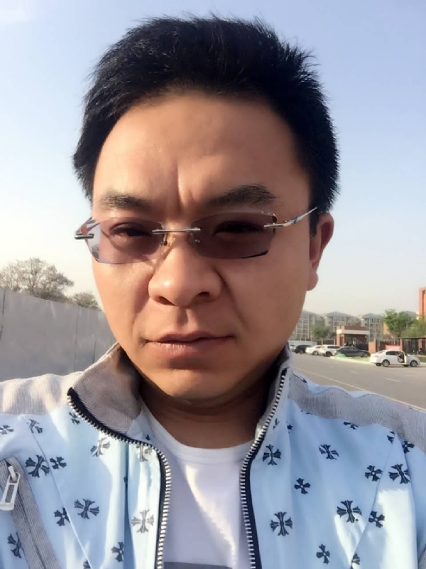 执着的等待的第一张照片--华安相亲网