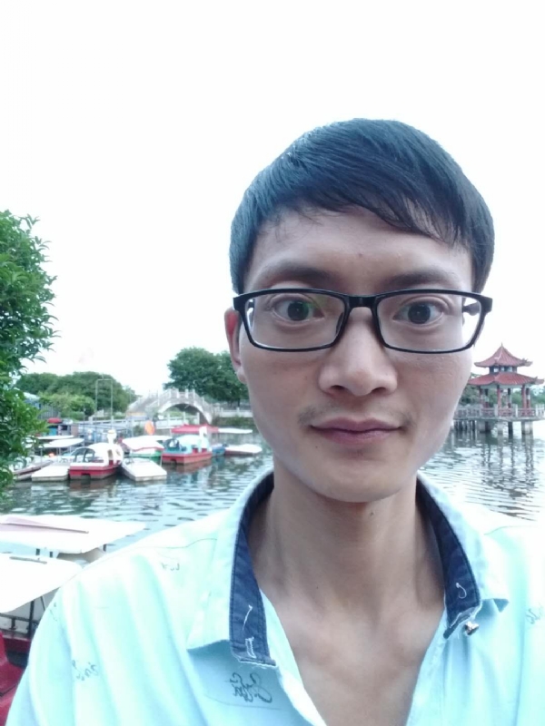 超越梦想的第一张照片--华安相亲网