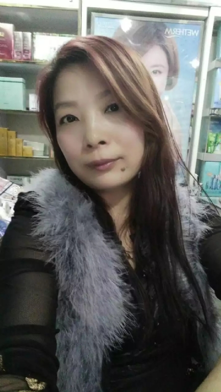 胡静的第三张照片--华安相亲网
