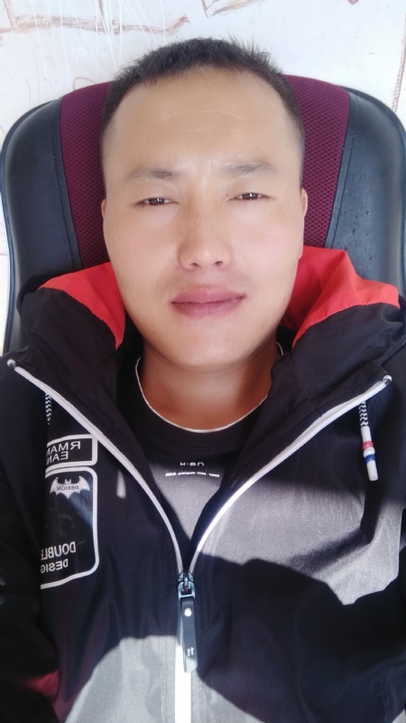 一花一世界的第三张照片--华安相亲网