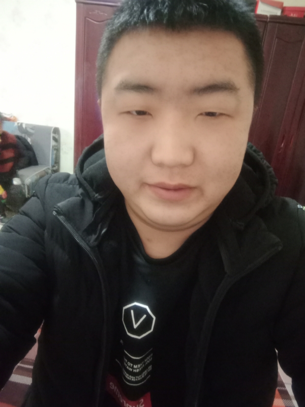坦荡荡的第一张照片--华安相亲网