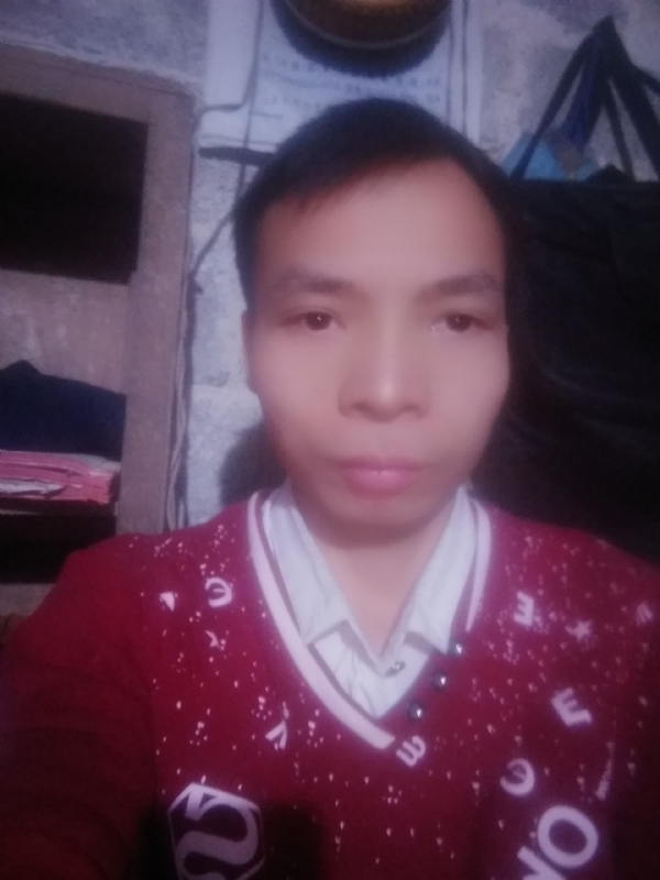 笑看人生百态的第一张照片--华安相亲网