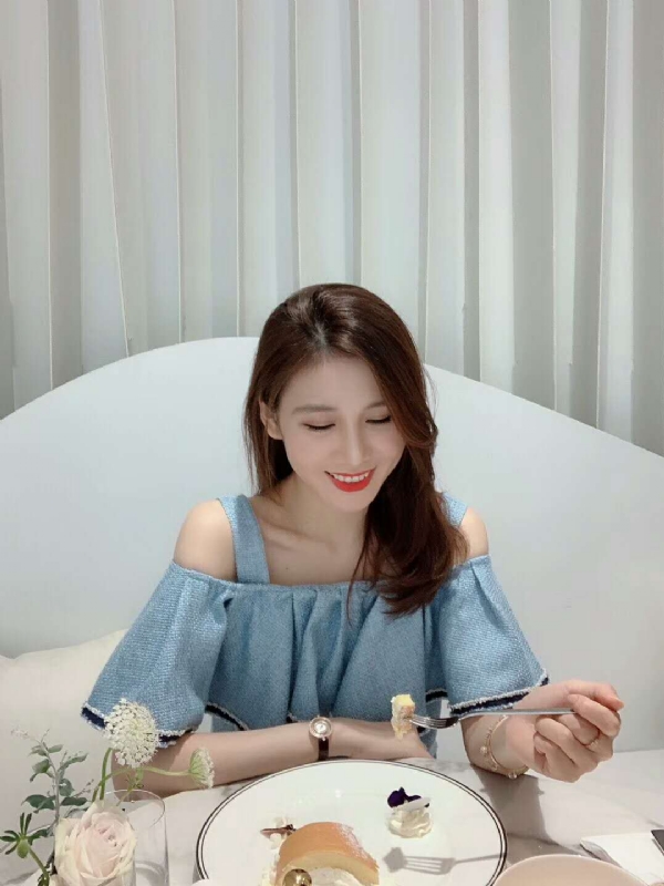 Emily的第三张照片--华安相亲网
