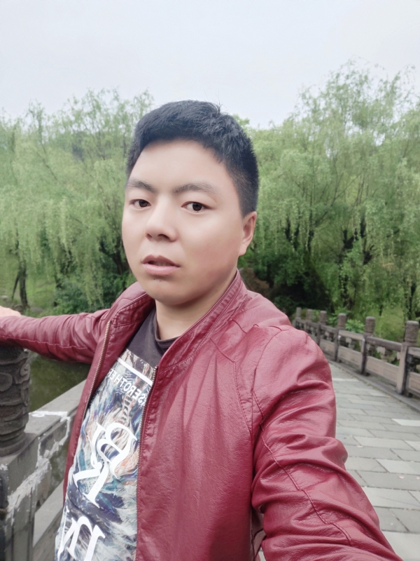守护你一辈子的第一张照片--华安相亲网