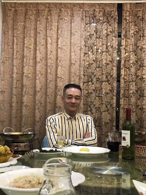 天涯孤独的第一张照片--华安相亲网