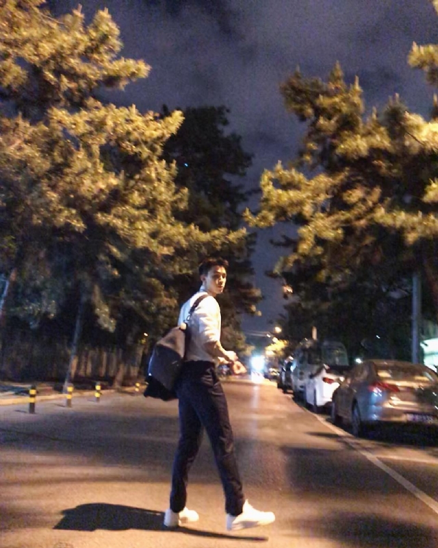 深海的第二张照片--华安相亲网
