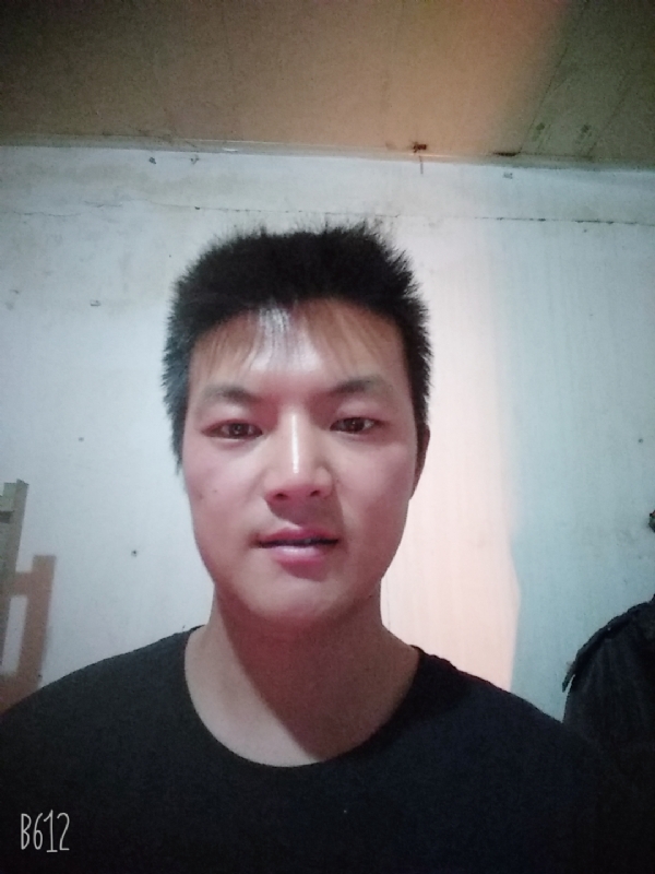 风轻云淡的第一张照片--华安相亲网