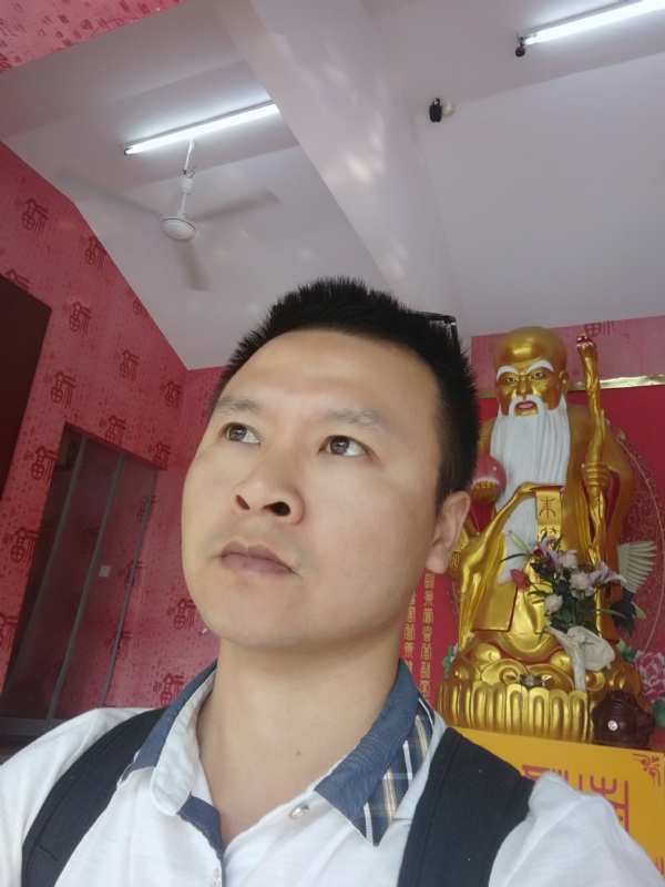 WAR的第一张照片--华安相亲网
