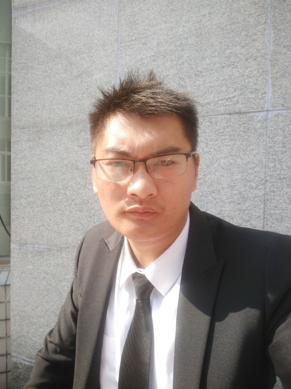 孤独的人的第一张照片--华安相亲网