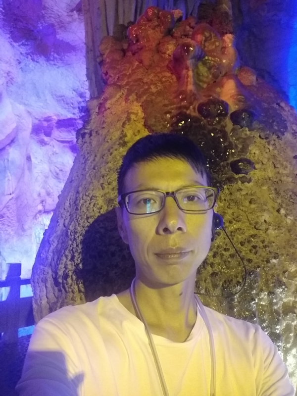 红叶的第一张照片--华安相亲网