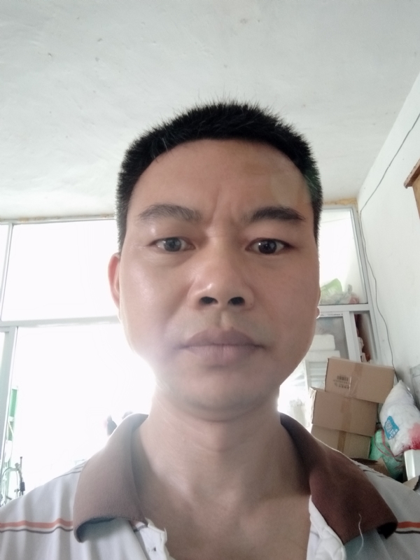 平凡一生的第三张照片--华安相亲网