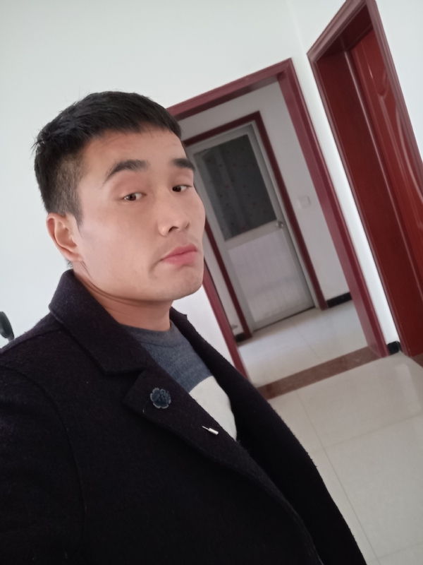 醒醒吧兄弟的第一张照片--华安相亲网