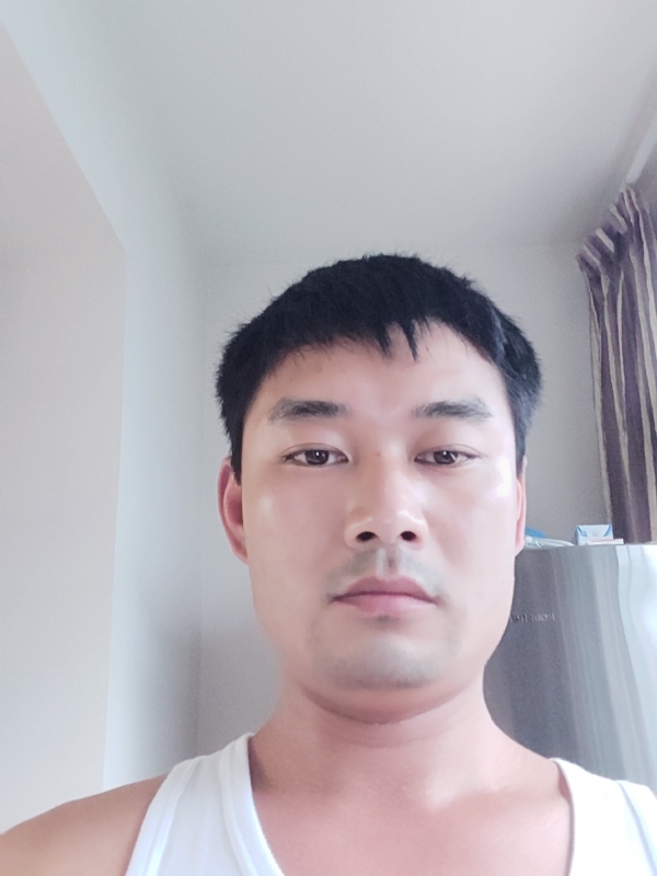 MM的第一张照片--华安相亲网