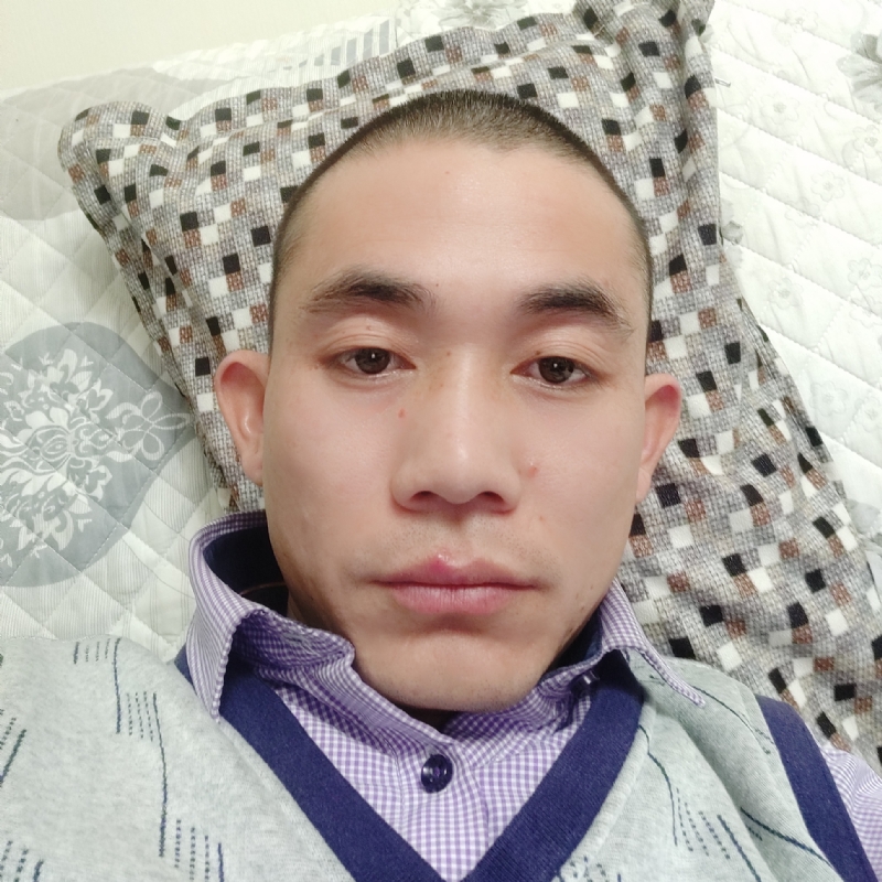 龙飞的第一张照片--华安相亲网