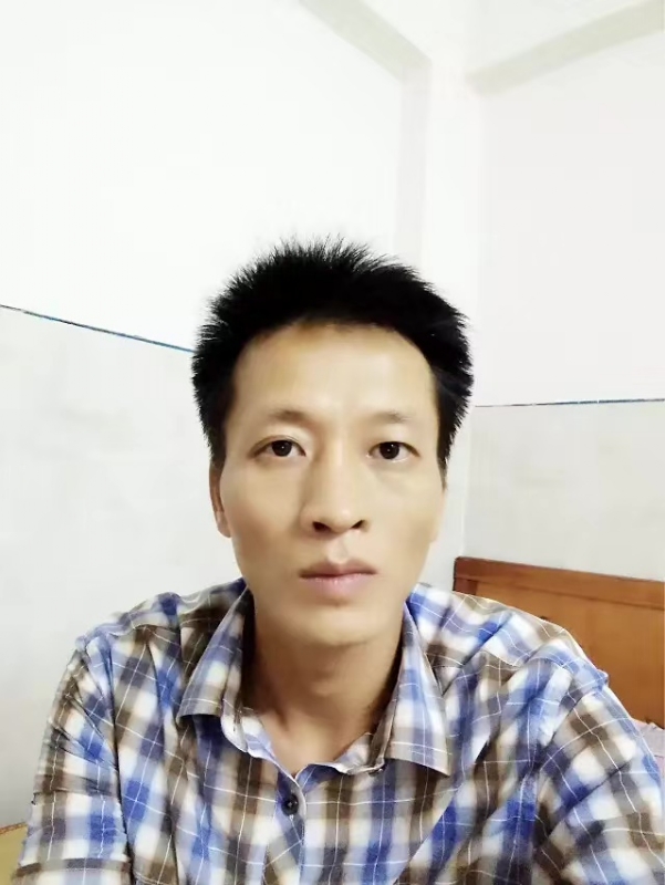 流年未亡的第一张照片--华安相亲网