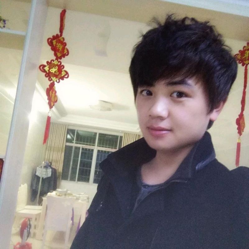 凤凰机器人卡卡老师的第一张照片--华安相亲网