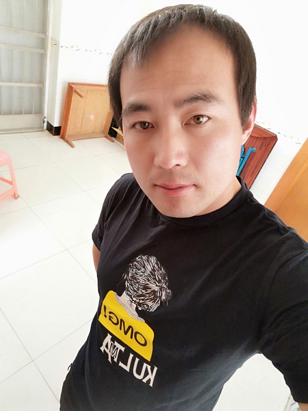 东海龙王的第一张照片--华安相亲网