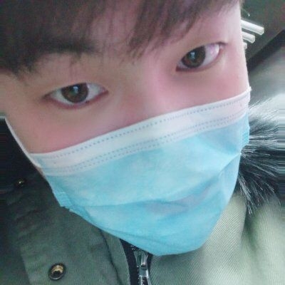 大学生的第一张照片--华安相亲网