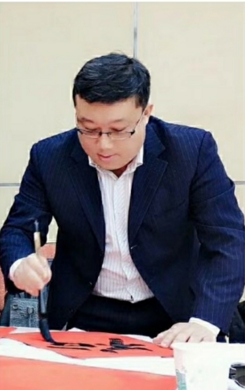 青岛小哥哥的第一张照片--华安相亲网
