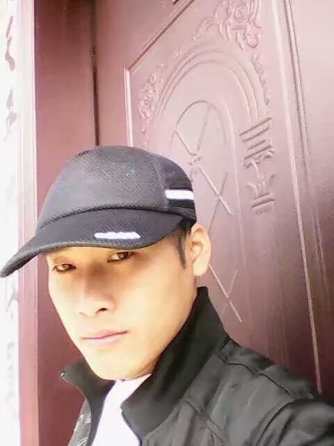 以沫的第一张照片--华安相亲网