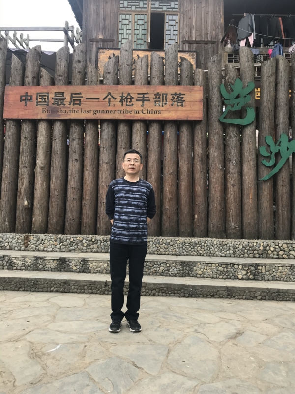 屯里的富豪的第一张照片--华安相亲网