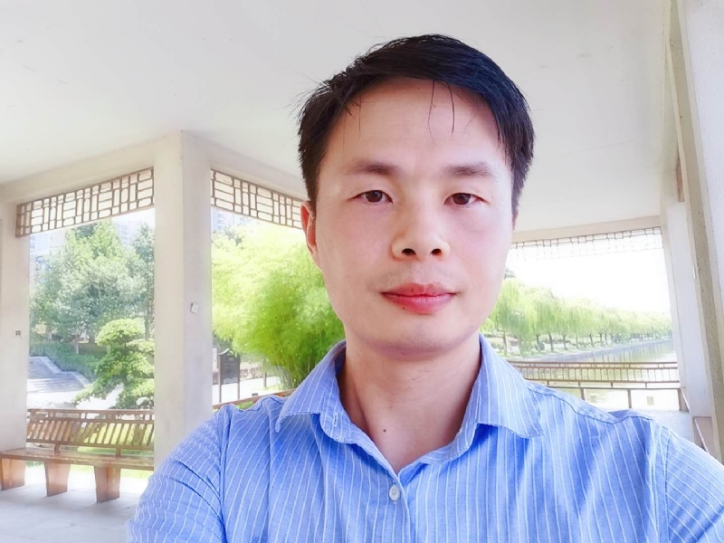 小艾同学的第一张照片--华安相亲网