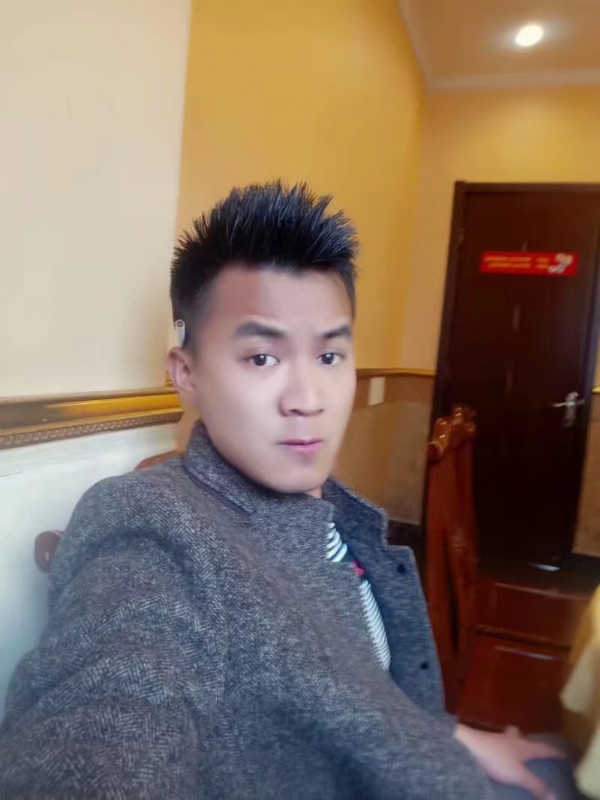只为等你的第三张照片--华安相亲网