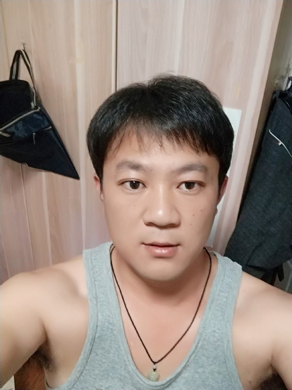 晴天的第一张照片--华安相亲网