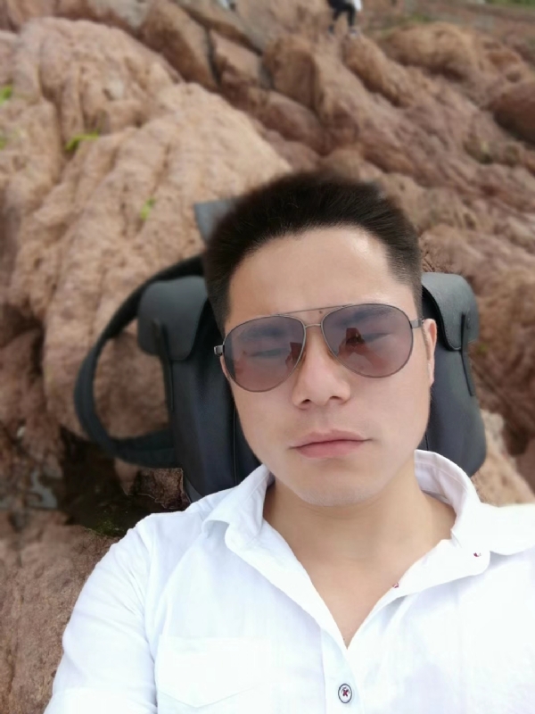 易听的第一张照片--华安相亲网