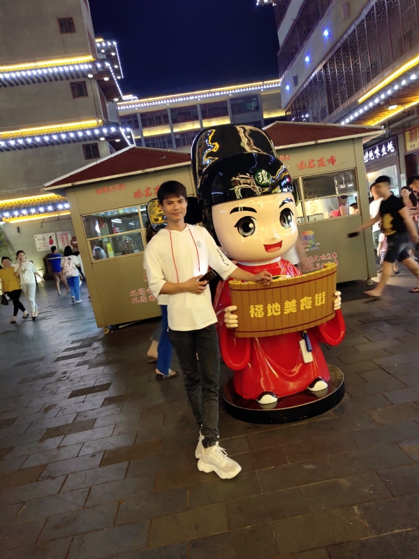 圆嘟嘟的瘦子的第一张照片--华安相亲网