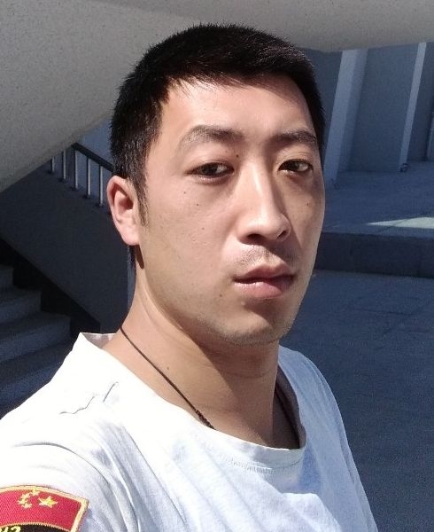 小小的第一张照片--华安相亲网
