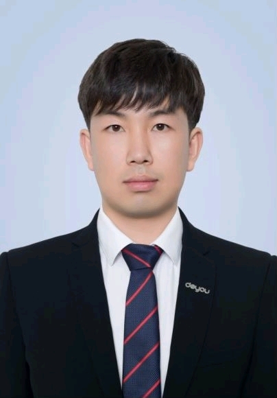 终究被人海淹没的第二张照片--华安相亲网
