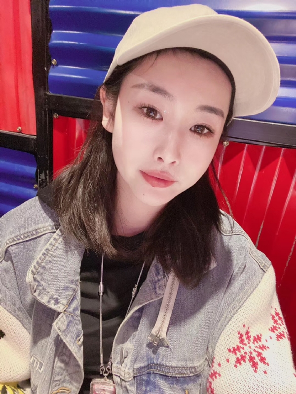 玲珑的第一张照片--华安相亲网