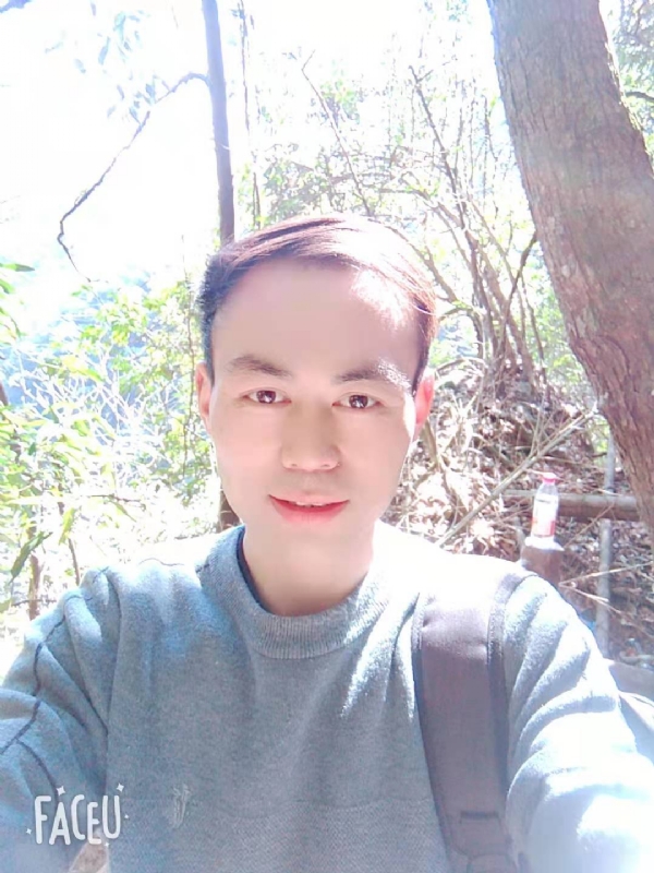 阿龙的第一张照片--华安相亲网
