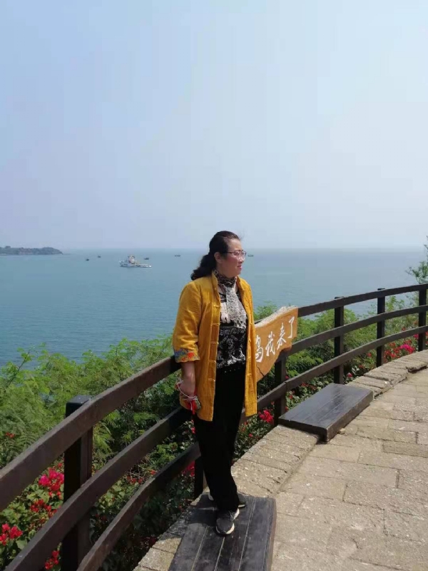 曦若半秋的第一张照片--华安相亲网