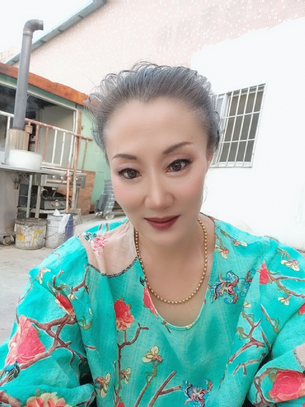 燕子的第三张照片--华安相亲网