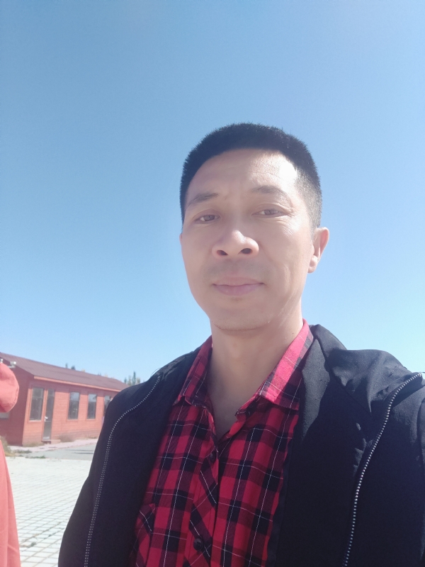 风滚草的坚持的第一张照片--华安相亲网