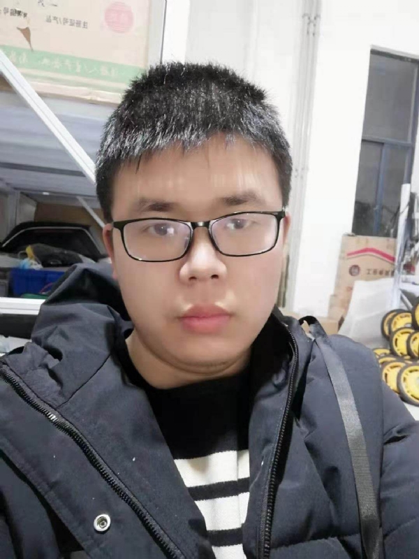 军军的第一张照片--华安相亲网