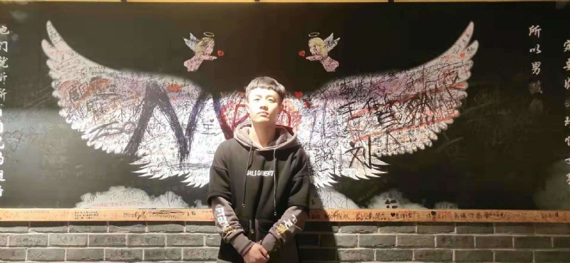 水彩画师的第一张照片--华安相亲网