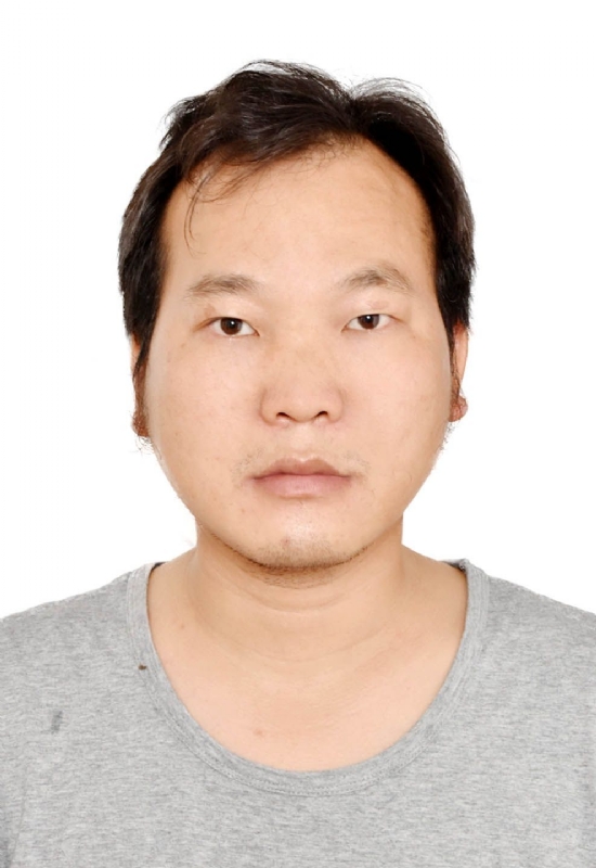 默默的第三张照片--华安相亲网