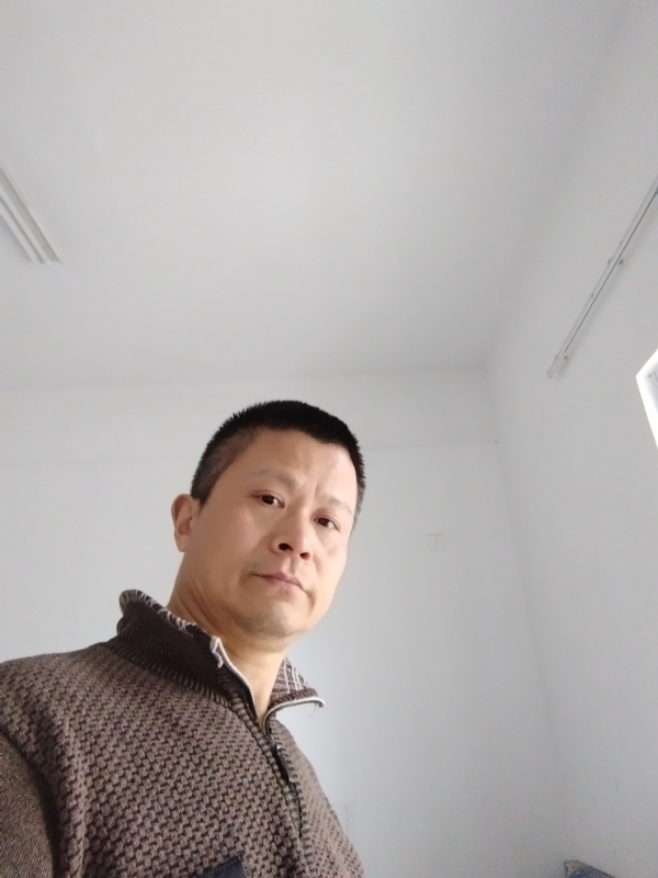 无云的第一张照片--华安相亲网