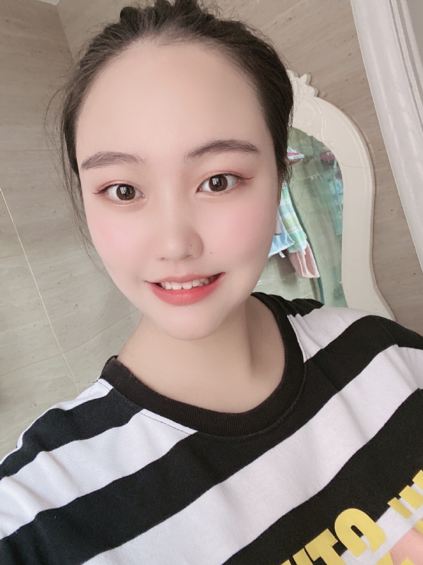 灵儿的第二张照片--华安相亲网