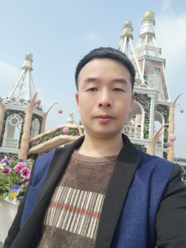 黎明的天空的第一张照片--华安相亲网