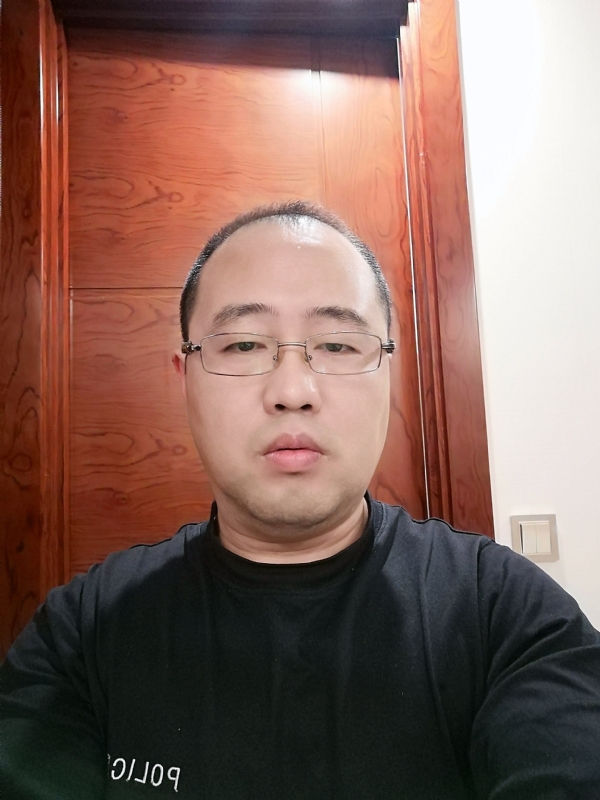 暖男的第一张照片--华安相亲网