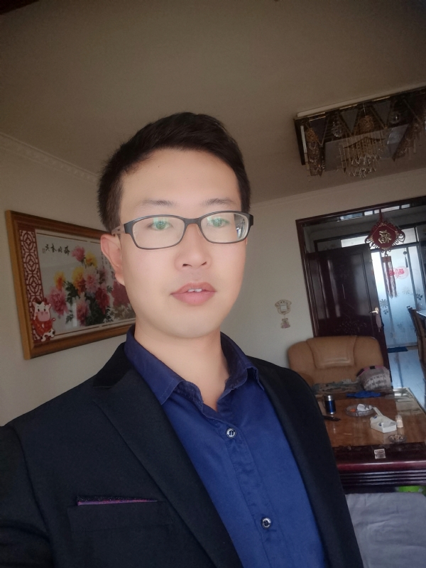 遇一人白首的第二张照片--华安相亲网