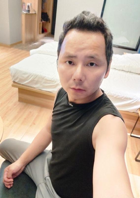 爱远的要命的第一张照片--华安相亲网