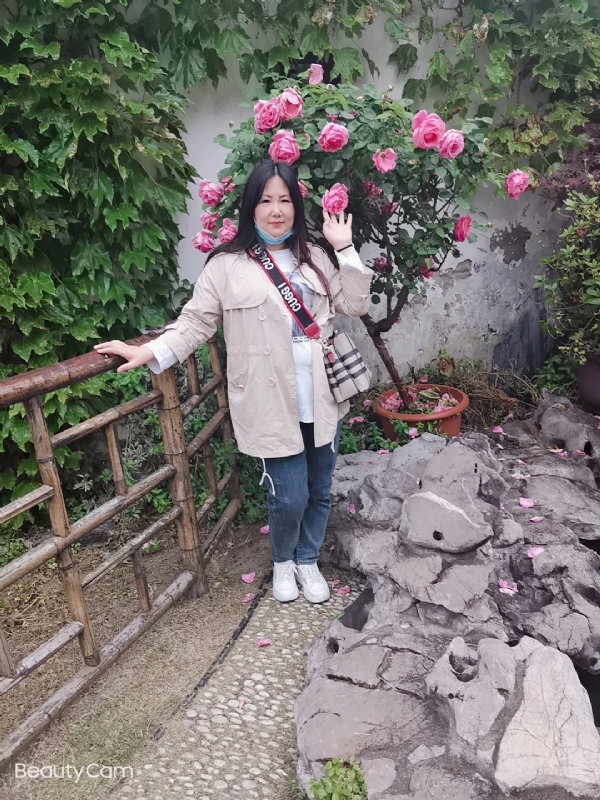 乖乖一女的第三张照片--华安相亲网
