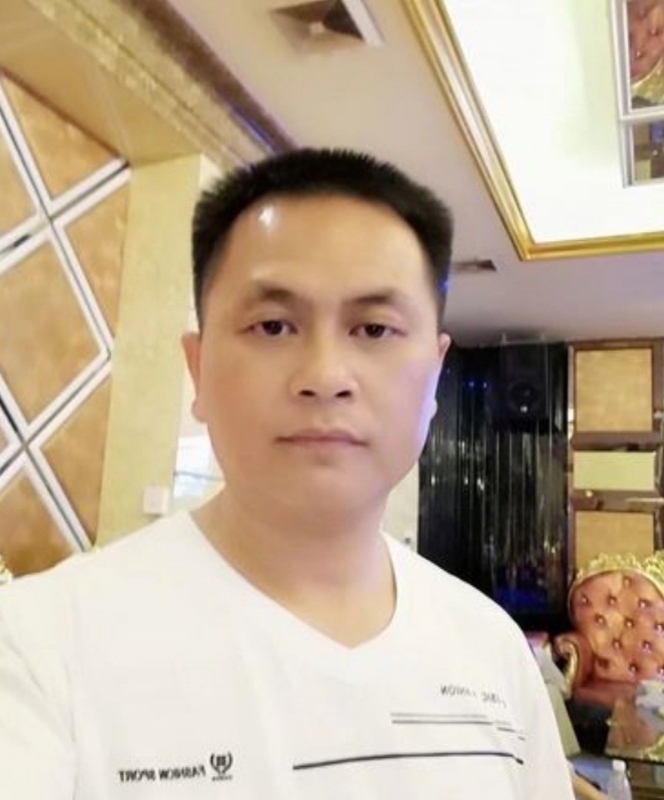 小梁的第二张照片--华安相亲网