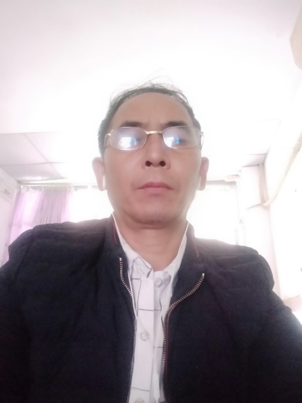 东山再起的第二张照片--华安相亲网
